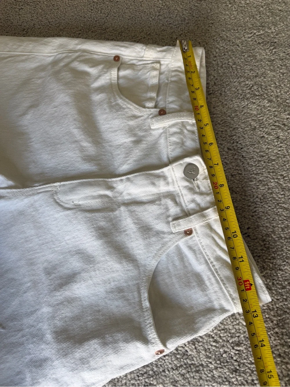 Abrand Venice White Denim Shorts High Rise Raw Hem Stretch Size 25 AU7